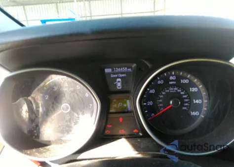 2015 Hyundai Elantra Gt z USA, uszkodzony, nr VIN KMHD35LH5FU241427